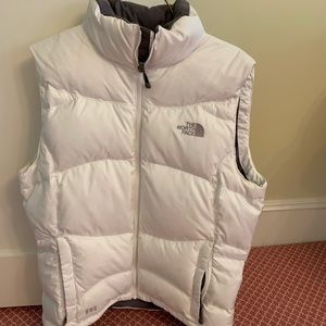 White North Face Vest *never been worn*